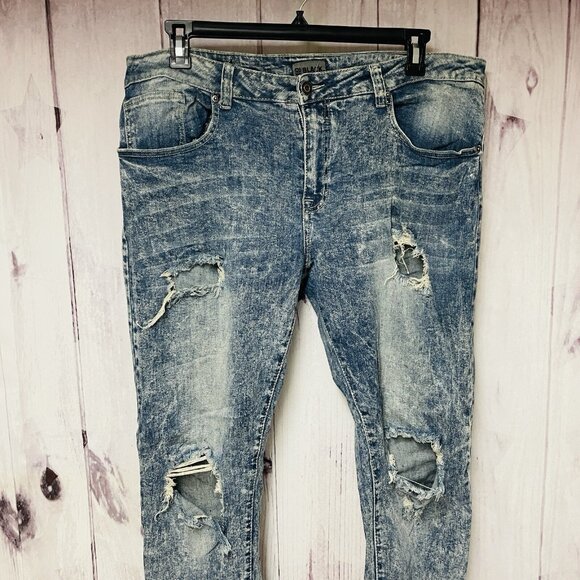 CJ Black Mens Distressed Destroyed Blue Jeans Size 38/34 Skinny Flex - Picture 2 of 5